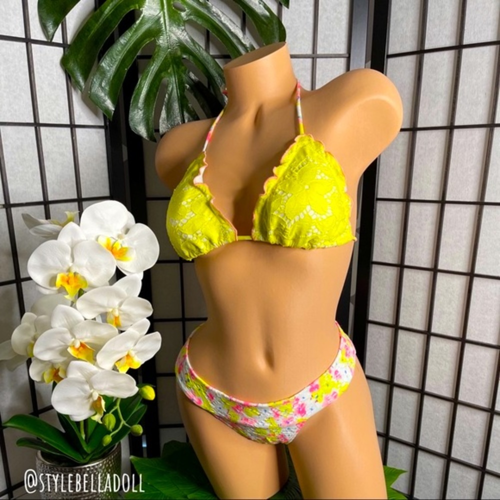 🆕Victoria’s Secret Floral Lace Bikini Set - Picture 7 of 15